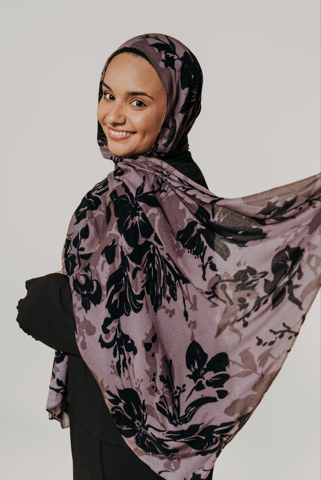 Moody Floral - Threads by Farah